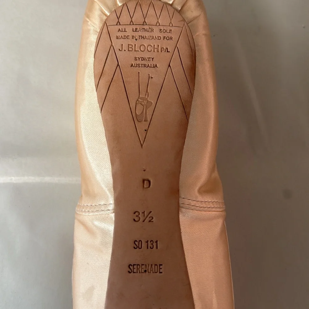 Bloch serenade pointe